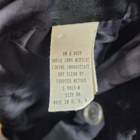 Vintage Faux Fur Coat Plus Size 3X 4X Black Red Long Warm Winter Alt Whimsigoth - Picture 10 of 11